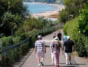 英国预测，随着水银火箭升空，夏季最后一次欢度将达到24摄氏度，但有一个问题