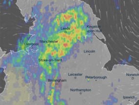 英国预报称，两小时内将有60毫米的暴雨